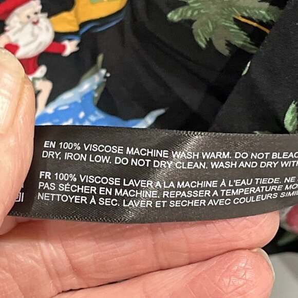 Denim & Flower Ricky Singh Camp Shirt Mens M Hawaiin Surfing Santa Tropical - Picture 8 of 10